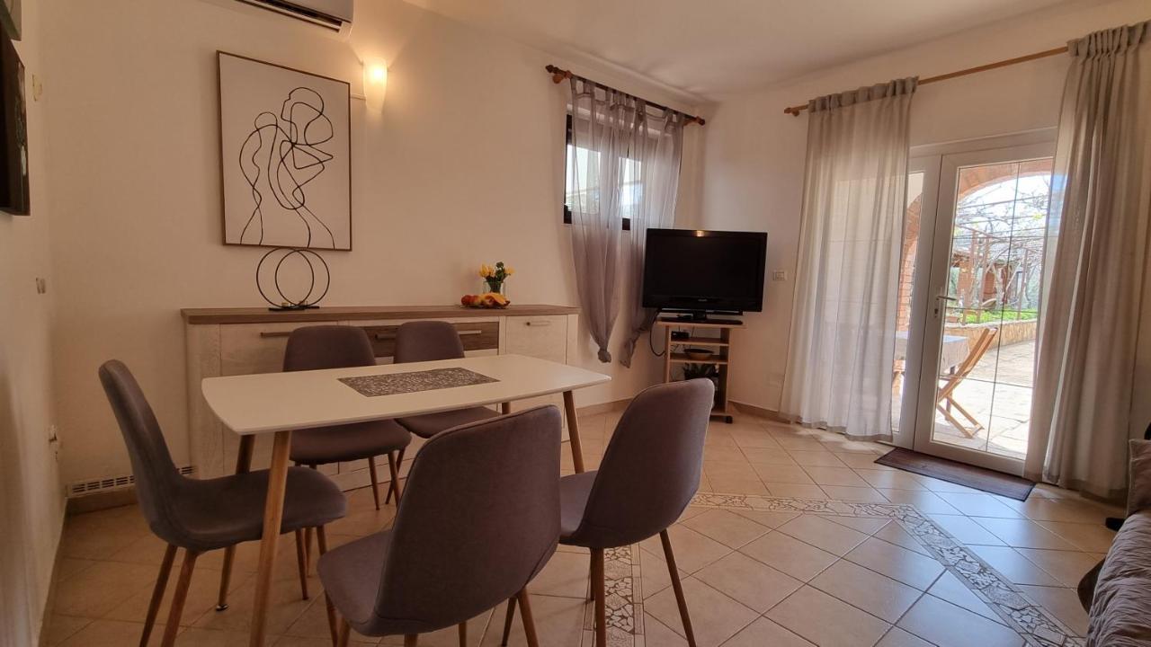Apartamento App Carla Novigrad Istria Exterior foto
